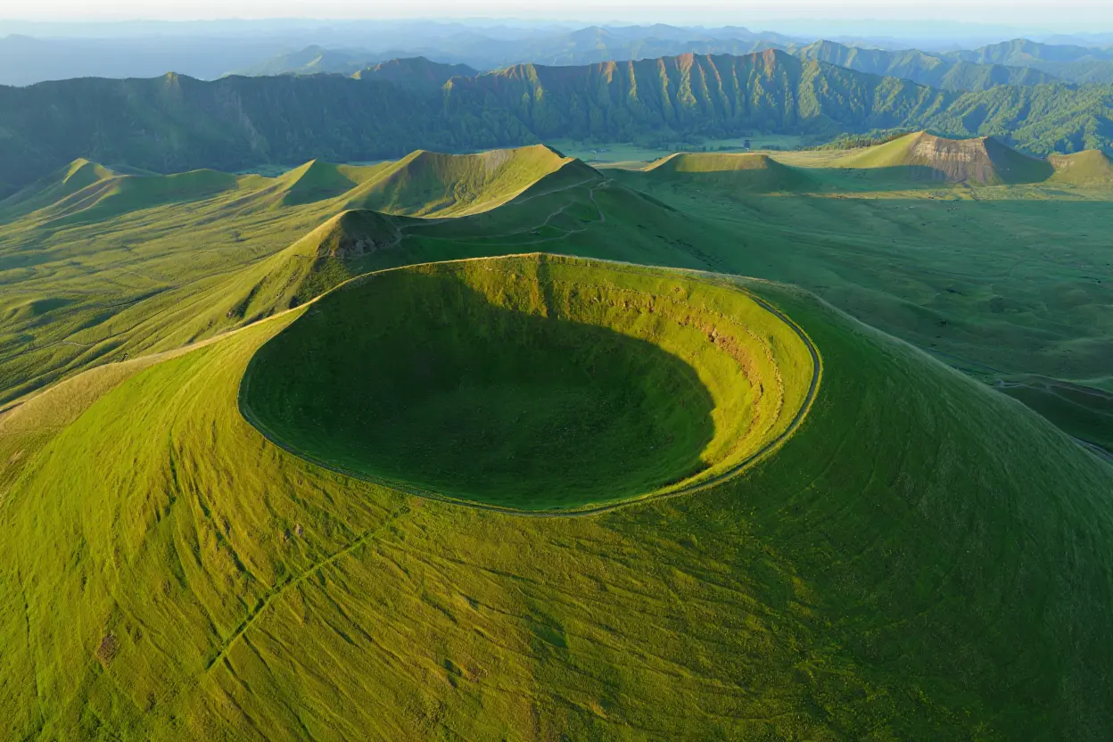 Panorama du Puy de Dôme et chaîne des Puys