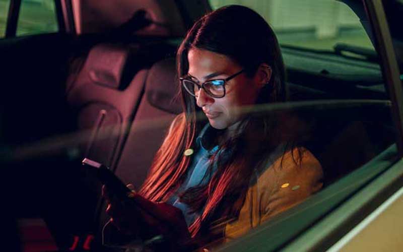 Taxi de nuit Clermont-Ferrand disponible 24h/24 – Drive4You63